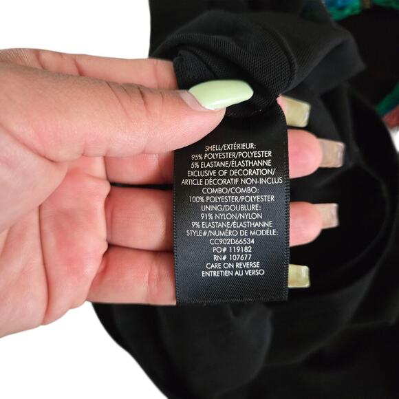 Alice + Olivia Loralee Embroidered Cutout Dress Size: 6 - Picture 7 of 7